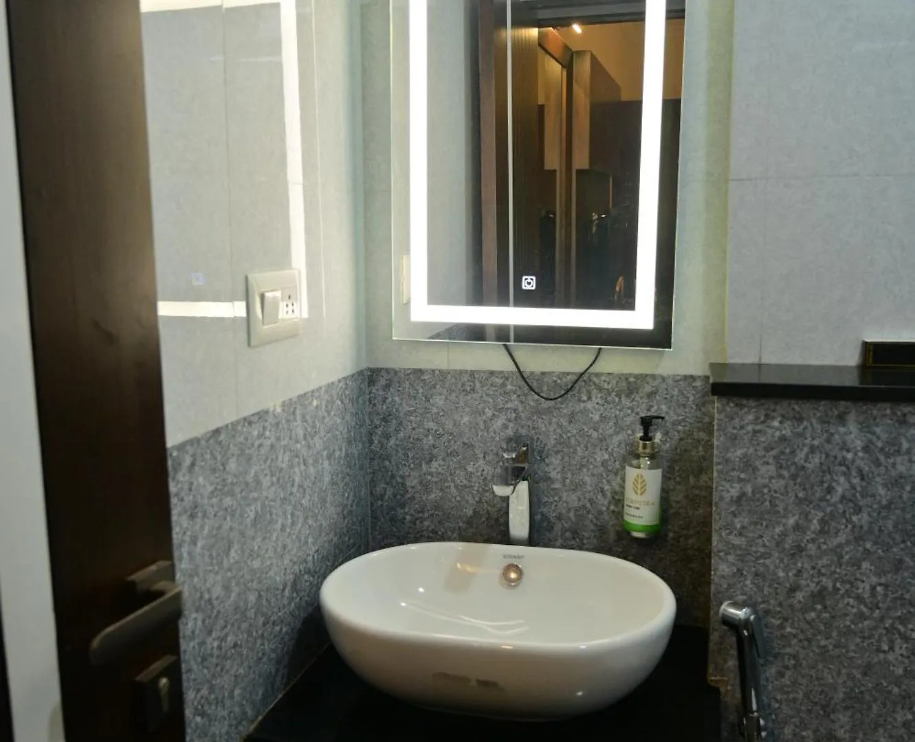 Hotel Golden Riviera Mysore