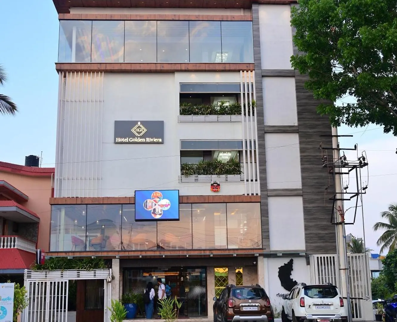 Hotel Golden Riviera Mysore 3*,  India